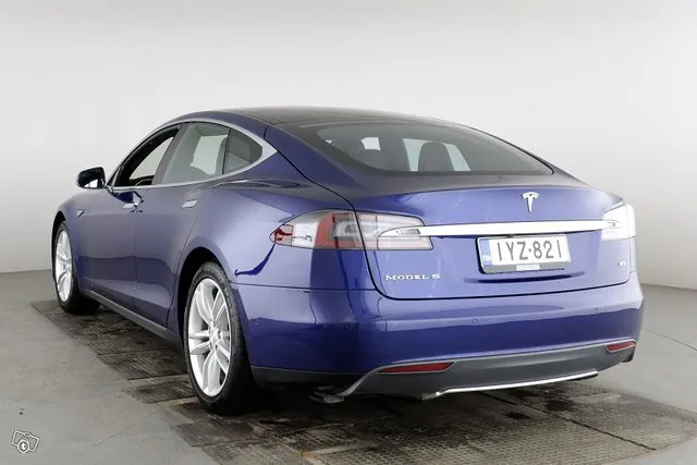 Tesla Model S 85 - Autohuumakorko 1,99%+kulut - Image 4