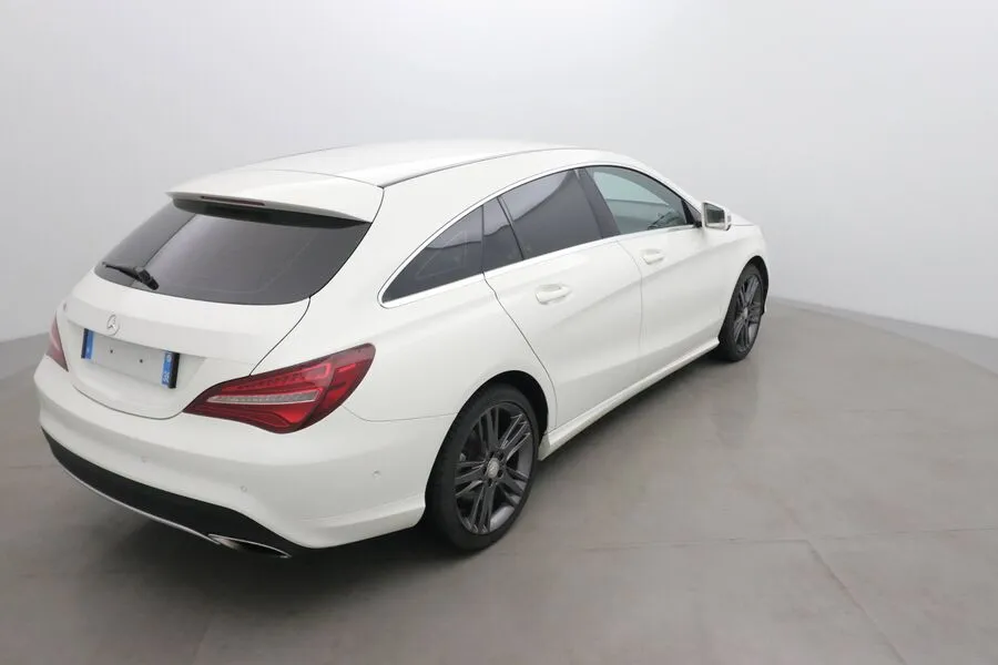 Mercedes-Benz CLASSE CLA SHOOTING BRAKE 180 7-G DCT Image 4