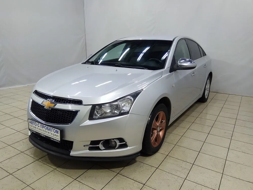 Chevrolet Cruze Image 1